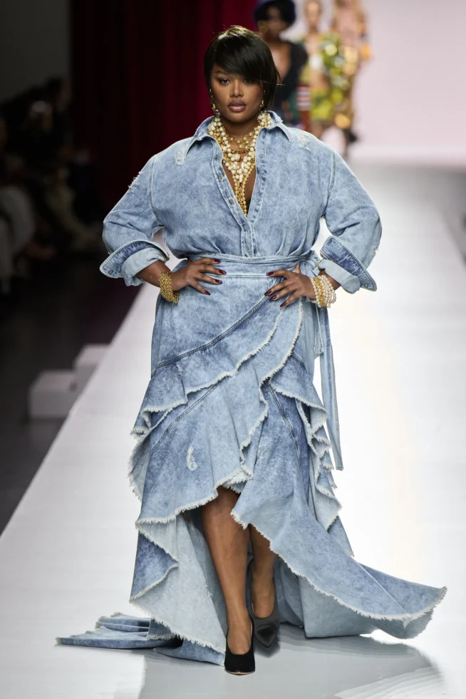 00015-moschino-spring-2024-ready-to-wear-credit-gorunway