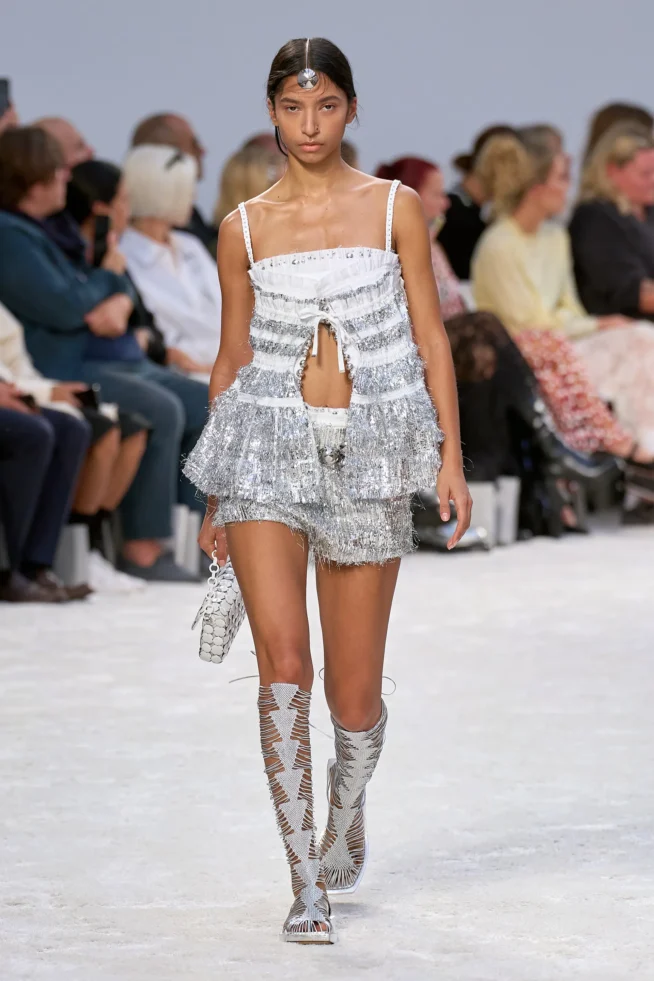 00015-rabanne-spring-2024-ready-to-wear-credit-gorunway