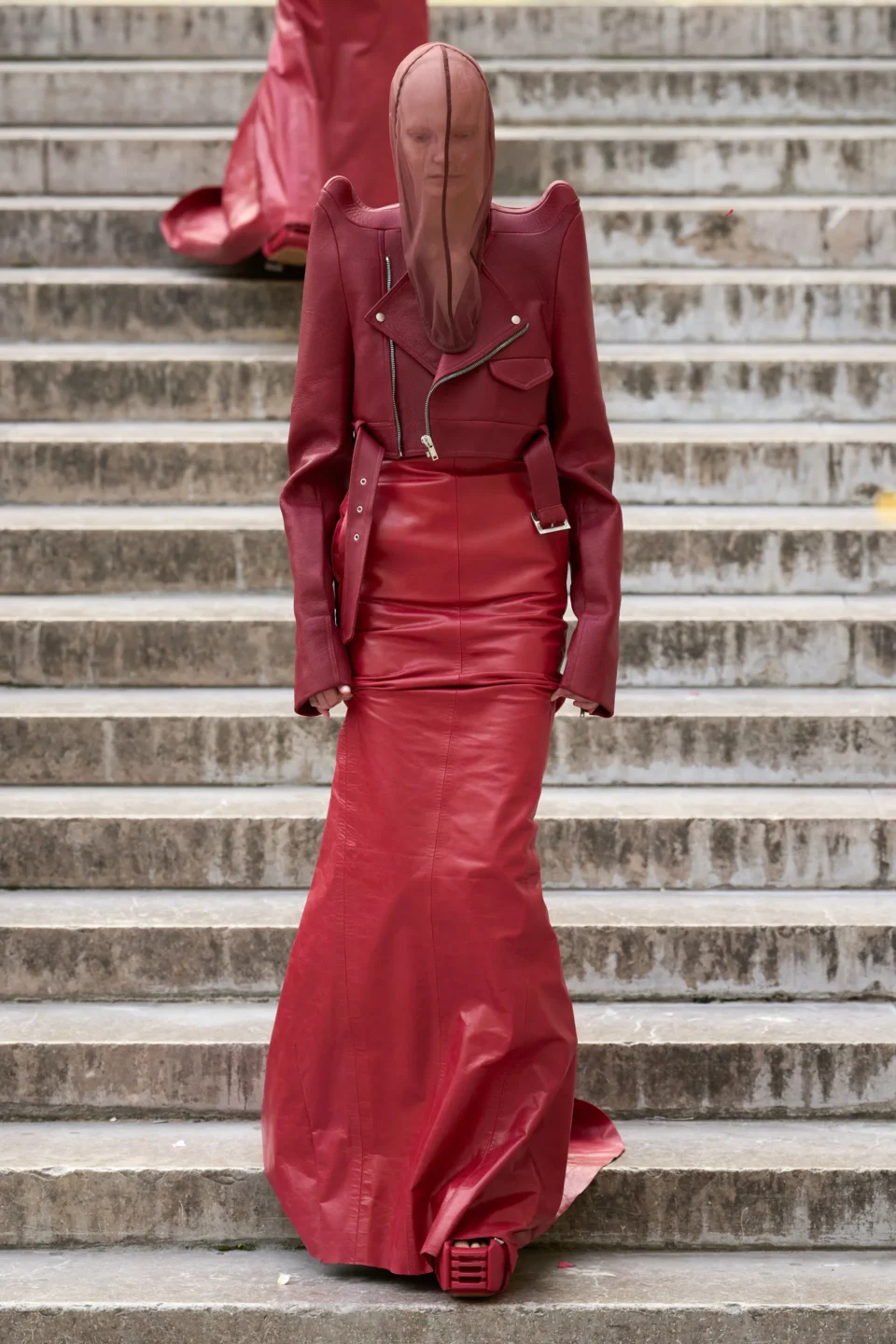 00015-rick-owens-spring-2024-ready-to-wear-credit-gorunway