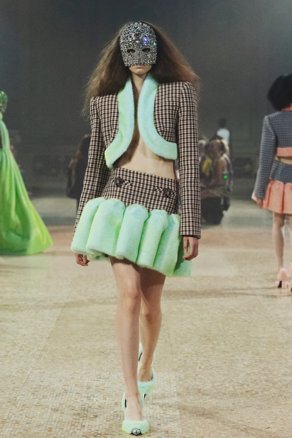 00016-area-fall-2023-ready-to-wear-and-couture-Credit-brand