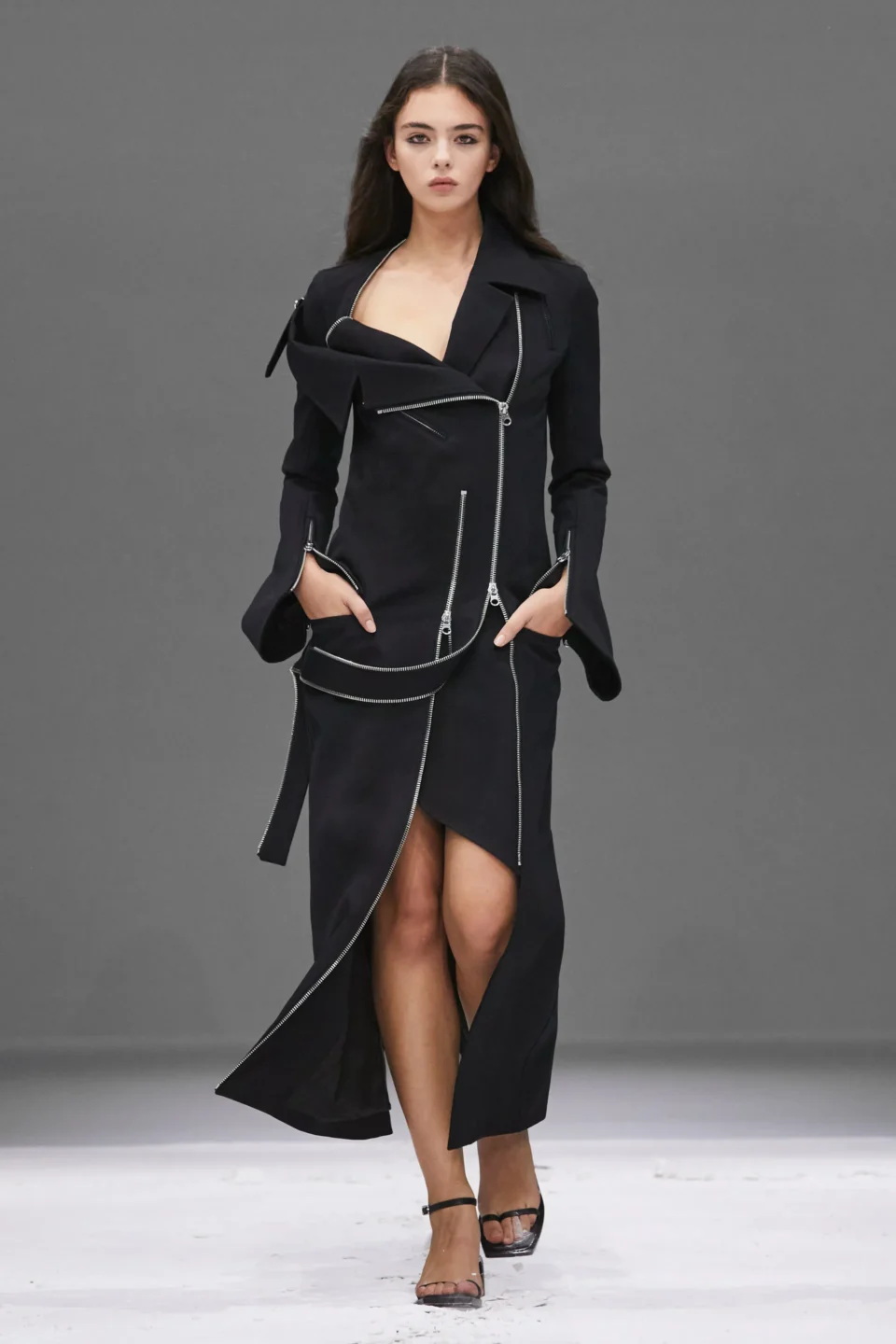00016-courreges-spring-2024-ready-to-wear-credit-brand