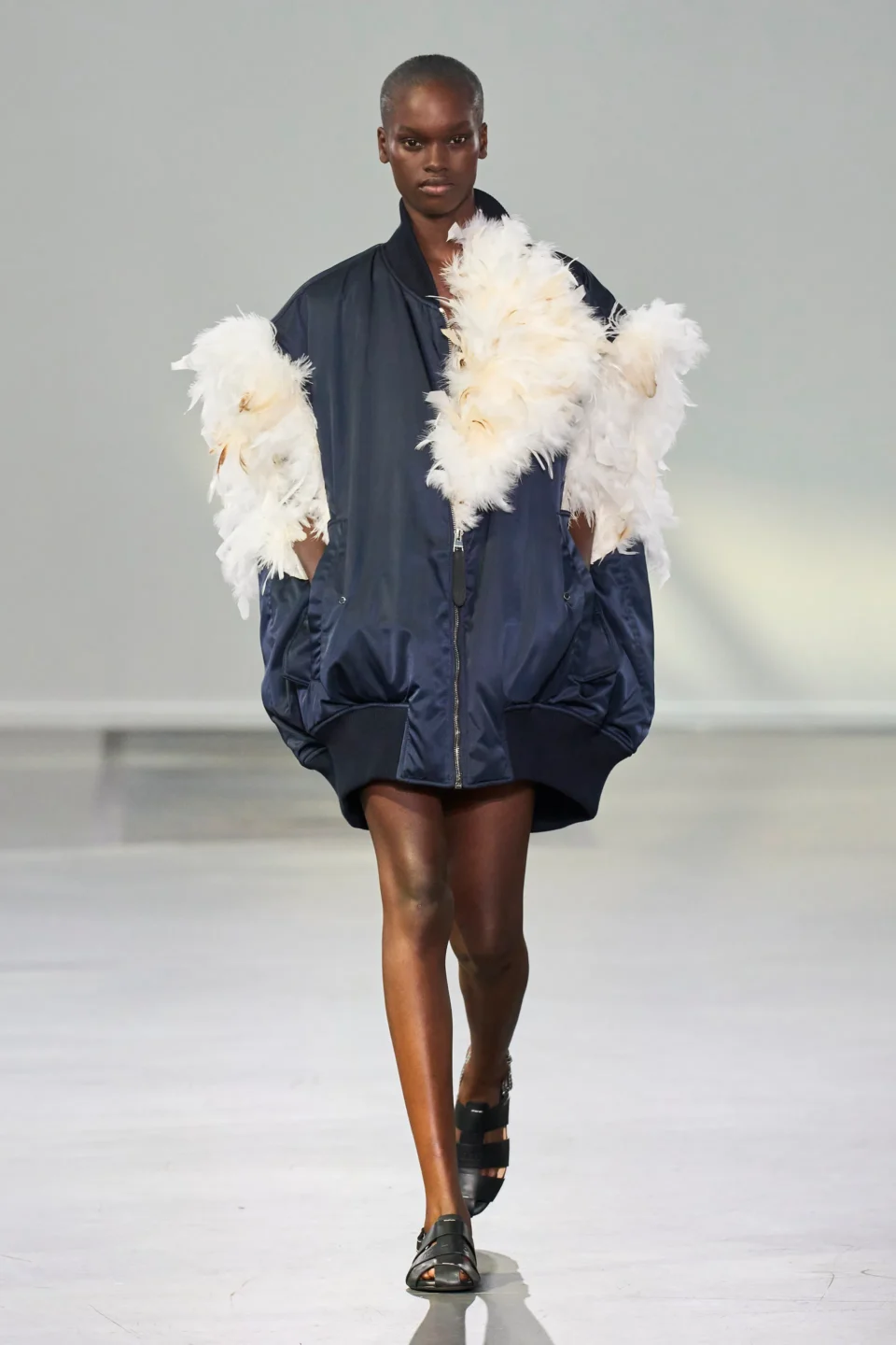00016-jw-anderson-spring-2024-ready-to-wear-credit-gorunway
