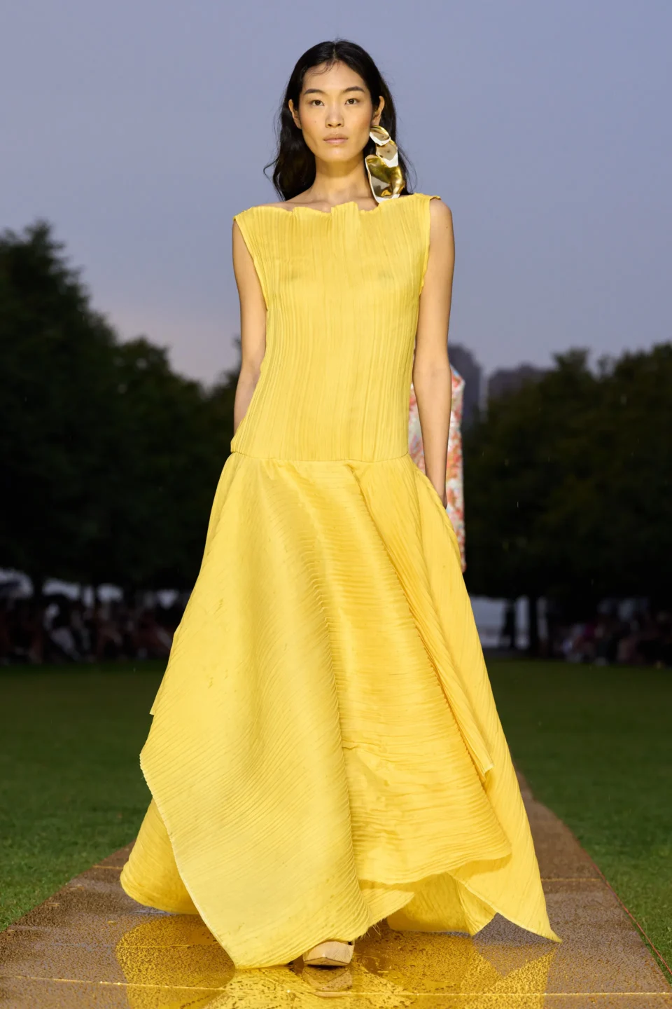 00016-prabal-gurung-spring-2024-ready-to-wear-credit-gorunway