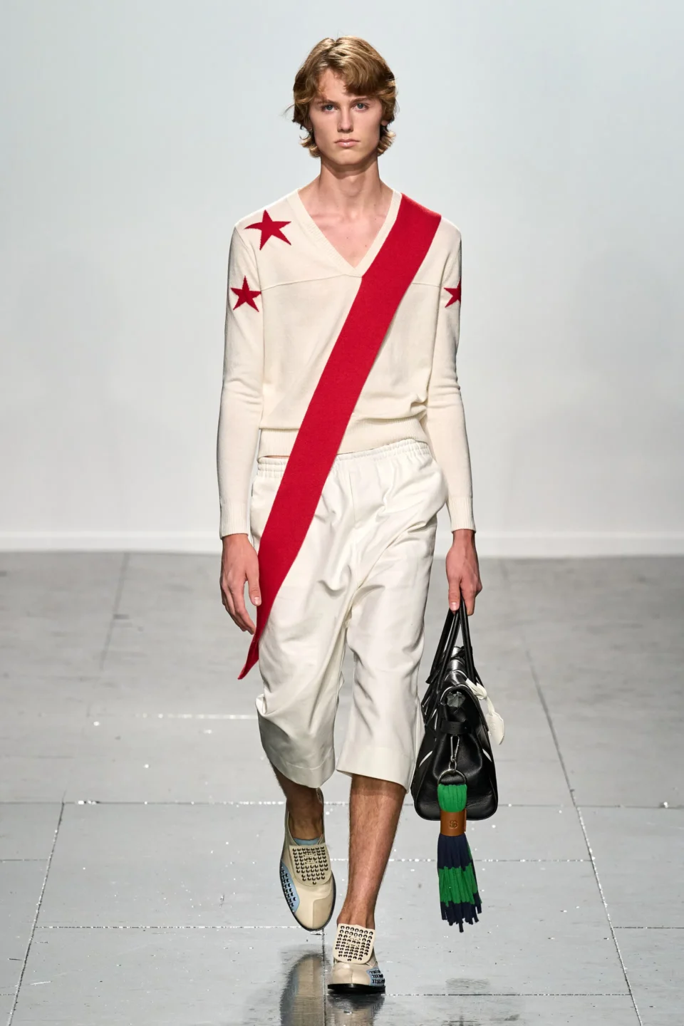 00016-stefan-cook-spring-2024-RTW-credit-gorunway