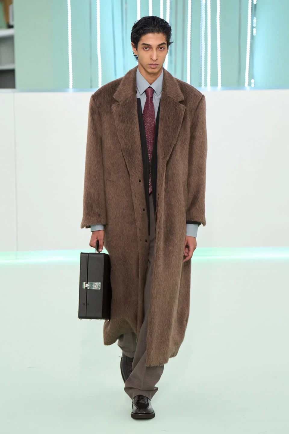 00018-boss-fall-2023-ready-to-wear-credit-gorunway