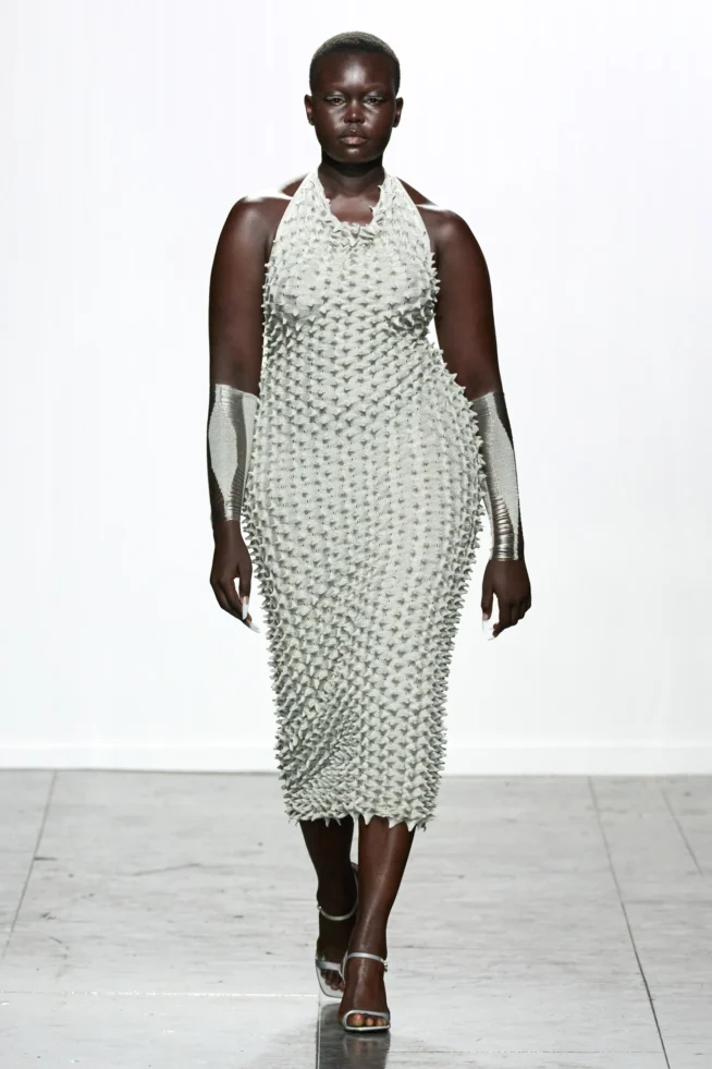 00018-chet-lo-spring-2024-ready-to-wear-credit-gorunway