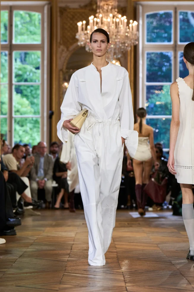 00018-victoria-beckham-spring-2024-ready-to-wear-credit-gorunway