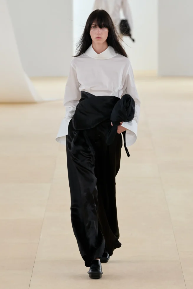 00018—issey—miyake-spring-2024-ready-to-wear-credit-gorunway
