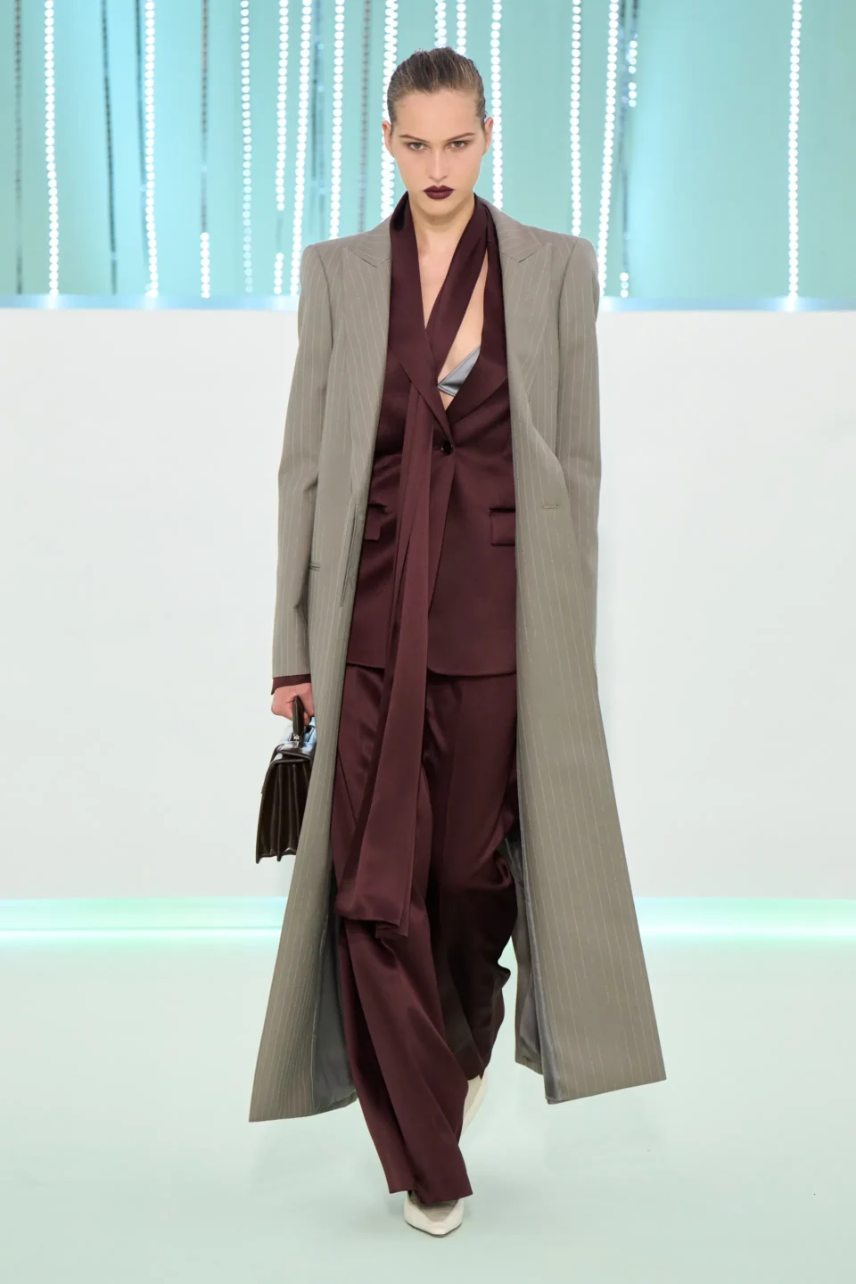 00019-boss-fall-2023-ready-to-wear-credit-gorunway