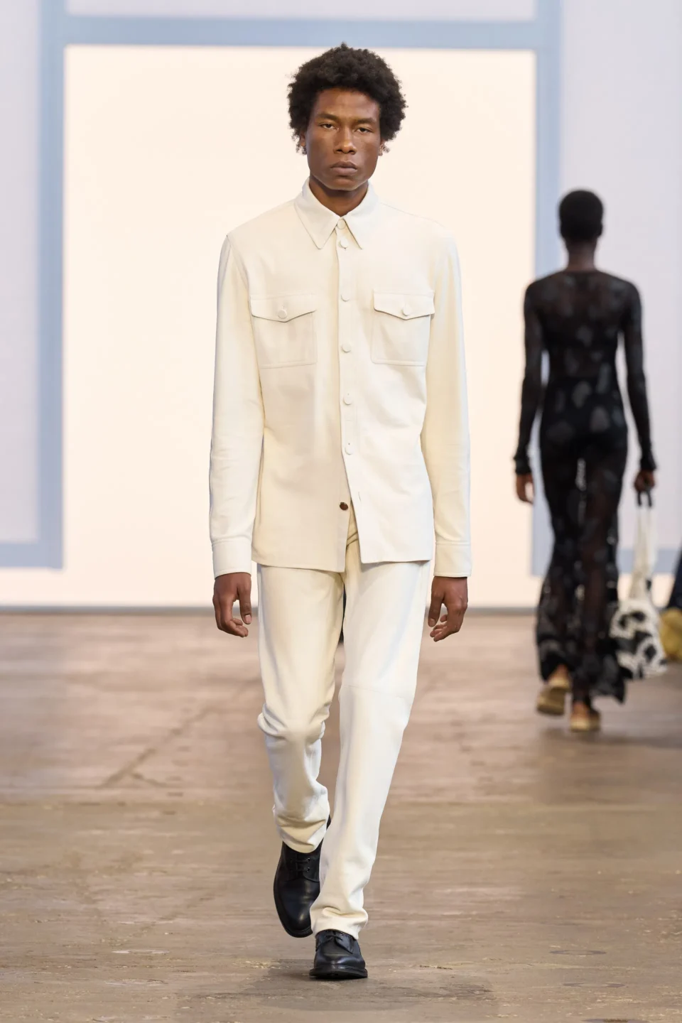 00019-gabriela-hearst-spring-2024-ready-to-wear-details-credit-gorunway