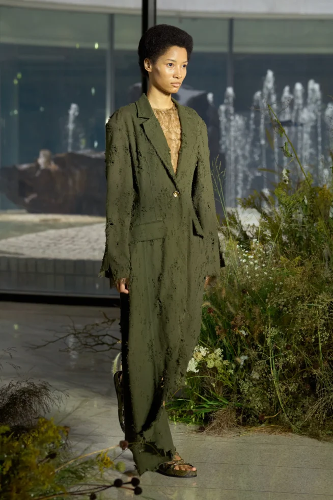 00019-jason-wu-collection-spring-2024-ready-to-wear-credit-gorunway