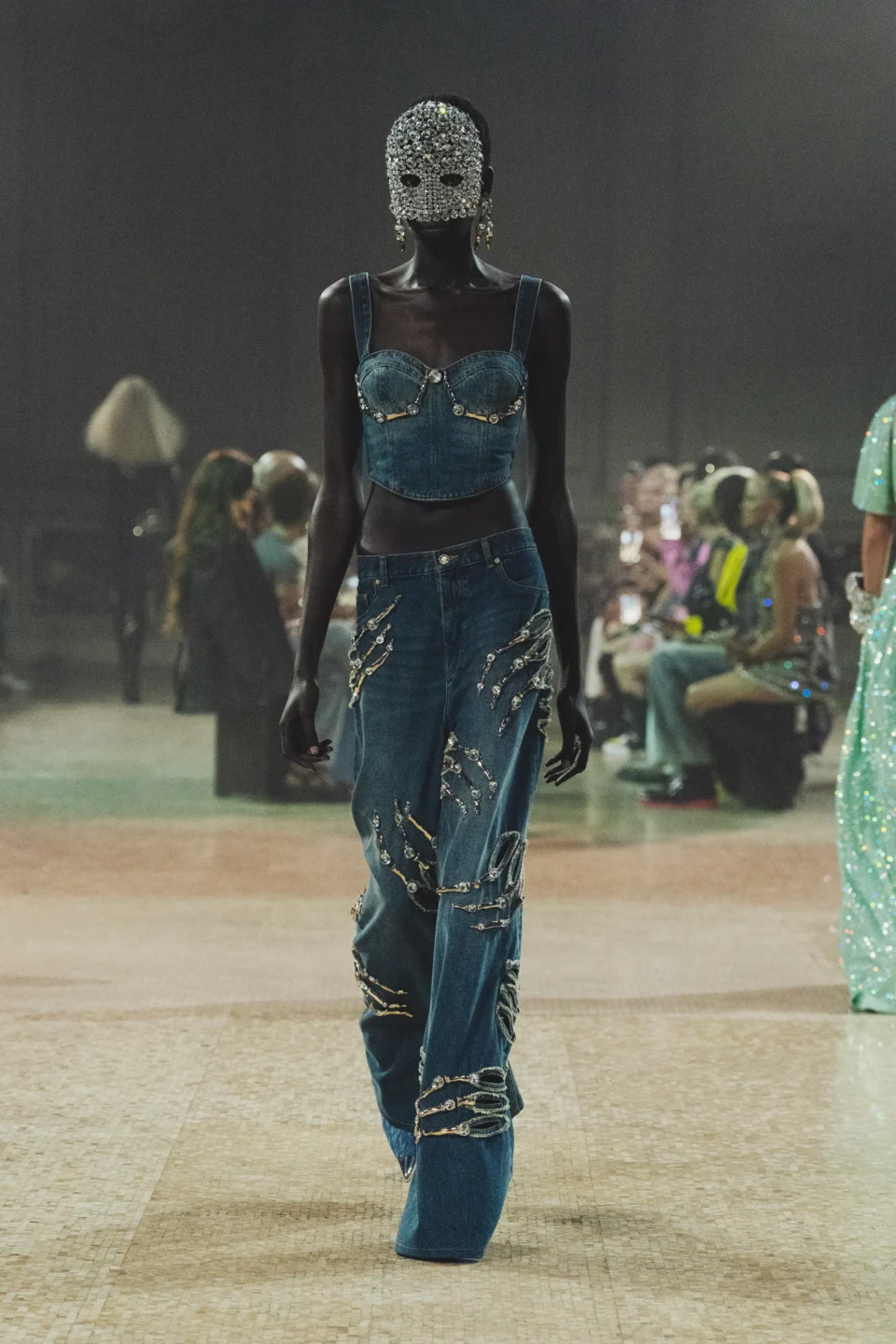 00020-area-fall-2023-ready-to-wear-and-couture-Credit-brand