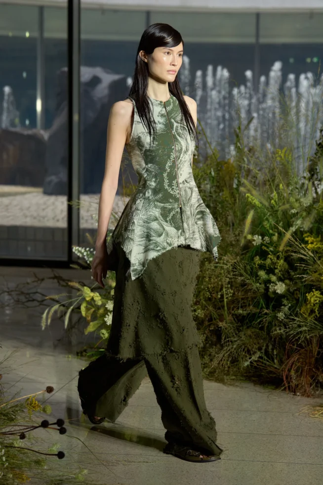 00020-jason-wu-collection-spring-2024-ready-to-wear-credit-gorunway