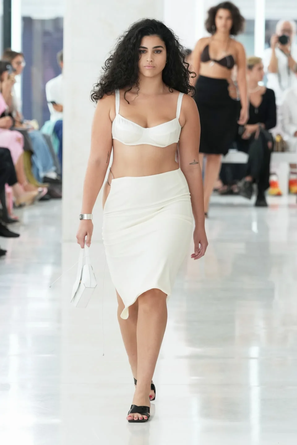 00020-karoline-vitto-spring-2024-ready-to-wear-credit-gorunway