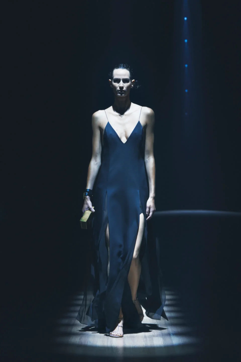 00020-khaite-spring-2024-ready-to-wear-credit-brand
