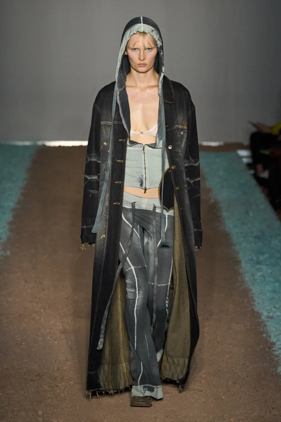 00020-knwls-spring-2024-ready-to-wear-credit-gorunway