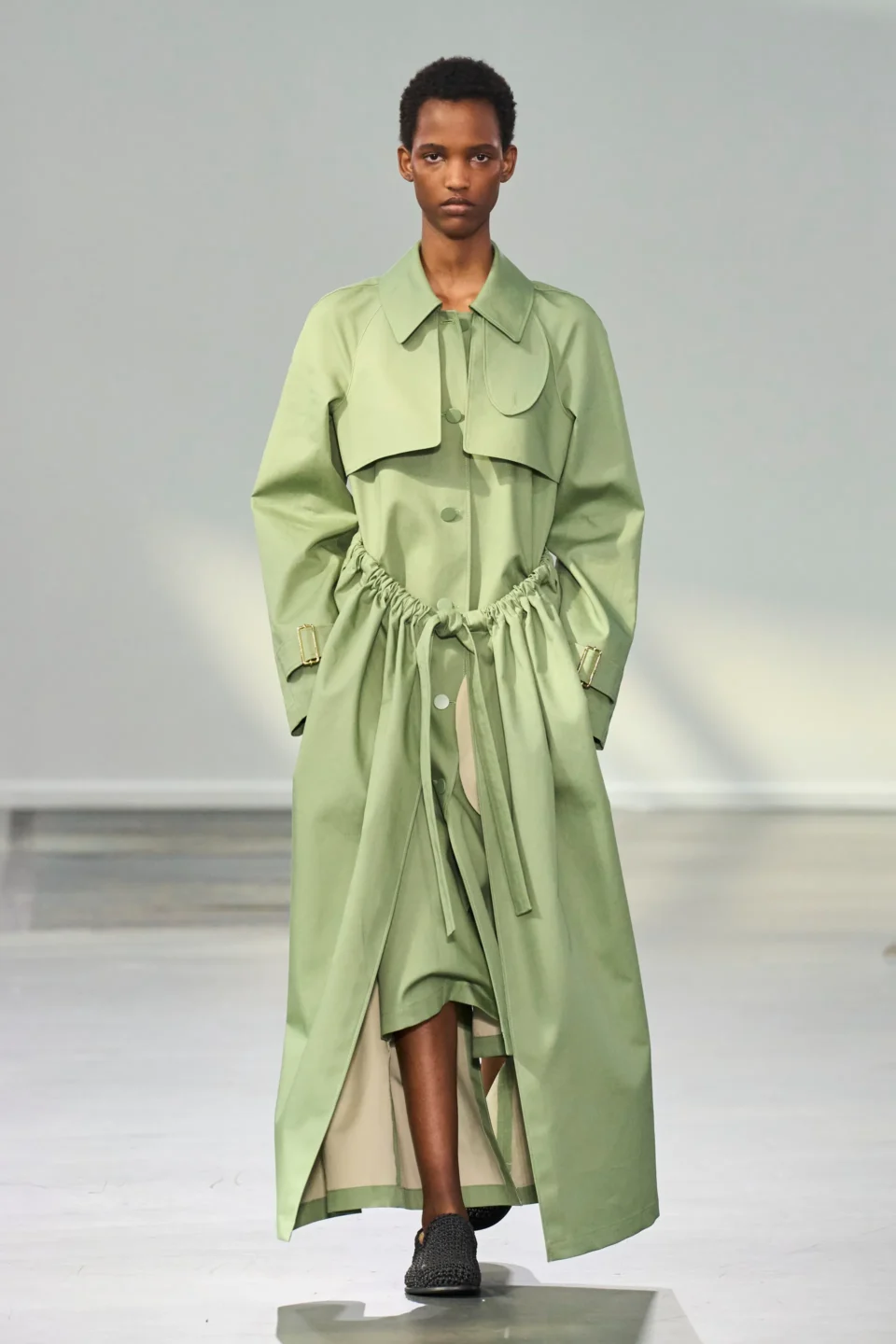 00021-jw-anderson-spring-2024-ready-to-wear-credit-gorunway