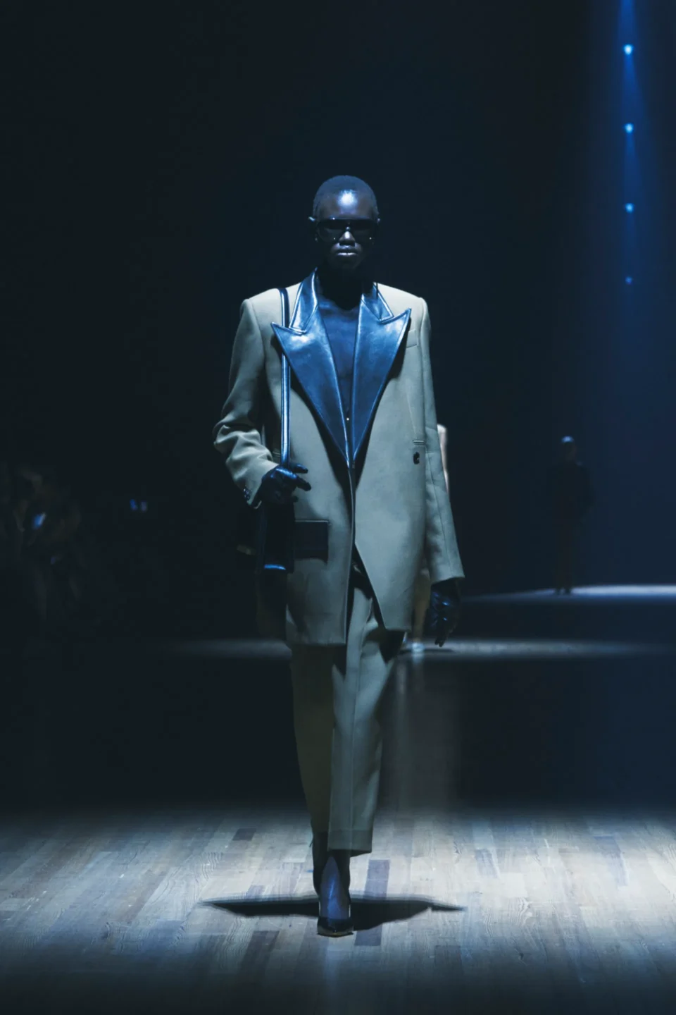 00021-khaite-spring-2024-ready-to-wear-credit-brand