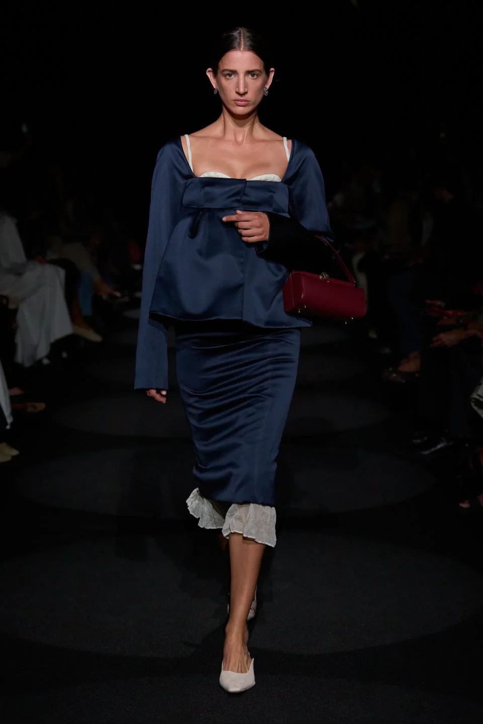 00022-altuzarra-spring-2024-ready-to-wear-credit-gorunway