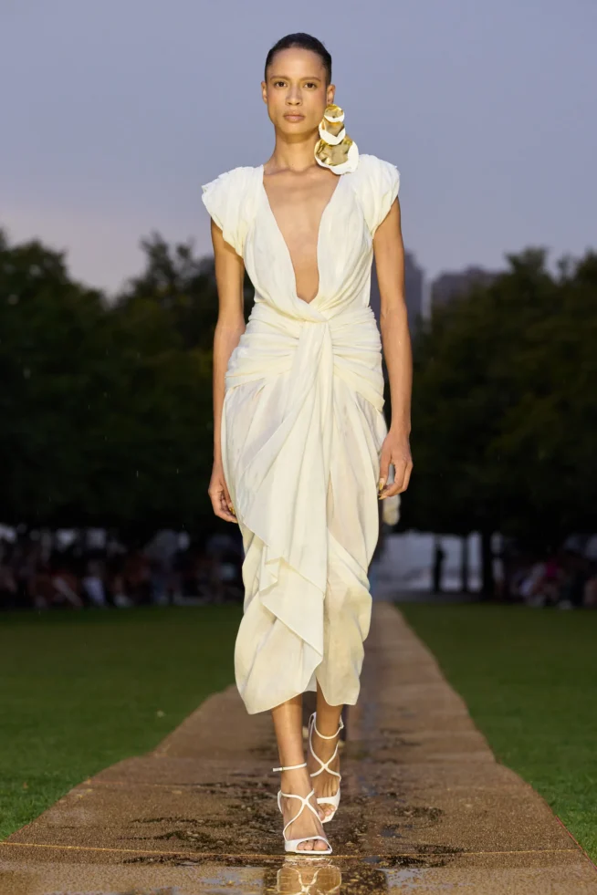 00022-prabal-gurung-spring-2024-ready-to-wear-credit-gorunway