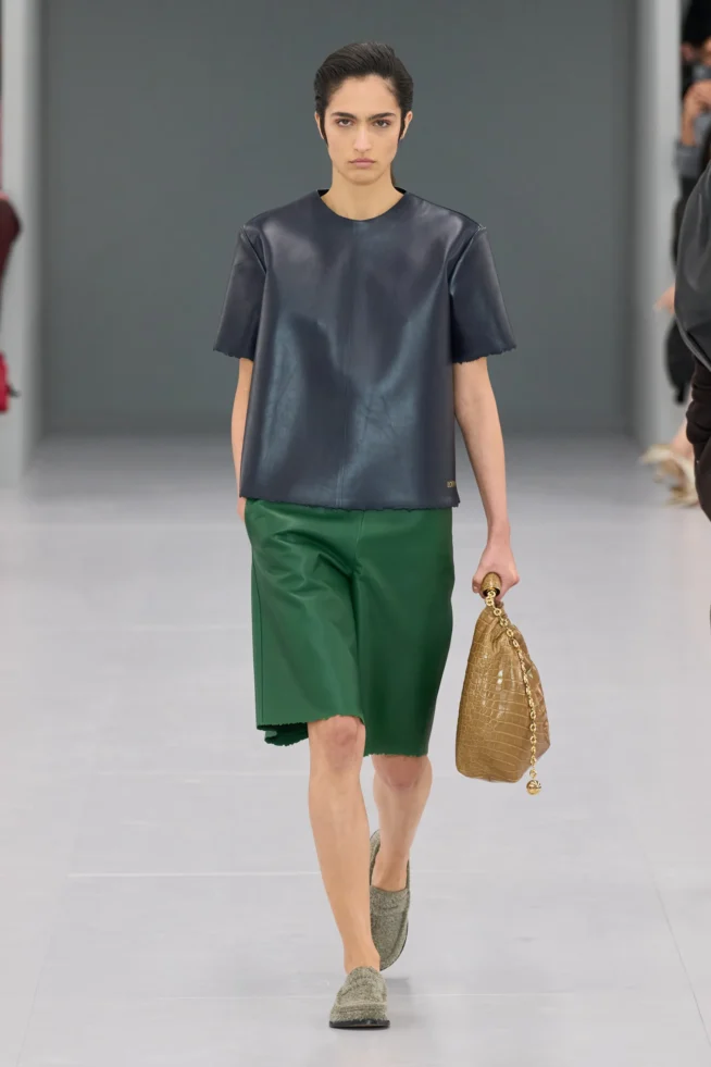 00022—loewe-spring-2024-ready-to-wear-credit-gorunway