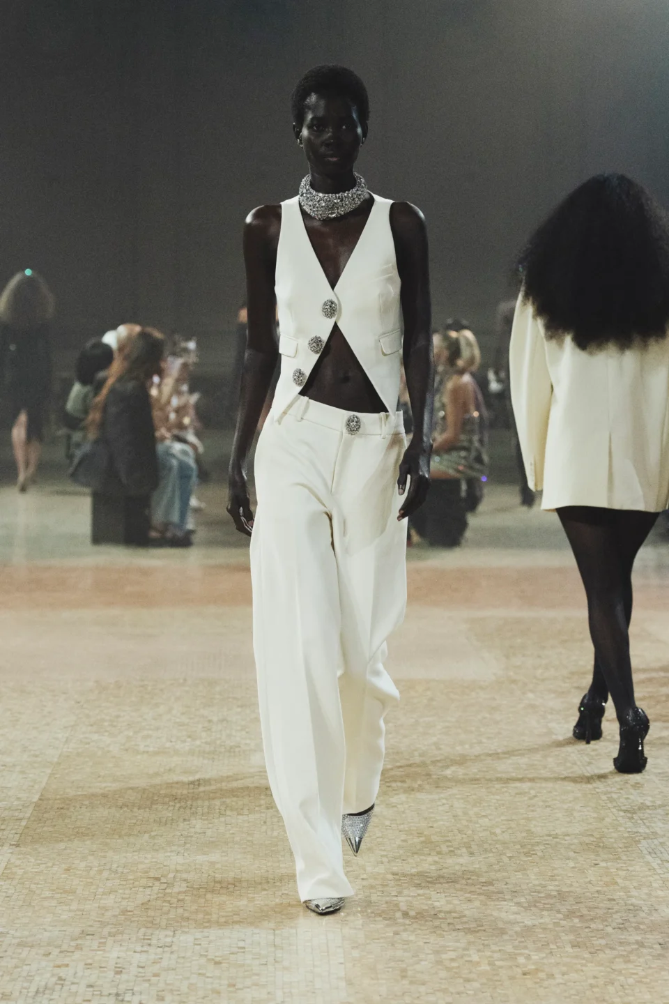 00023-area-fall-2023-ready-to-wear-and-couture-Credit-brand