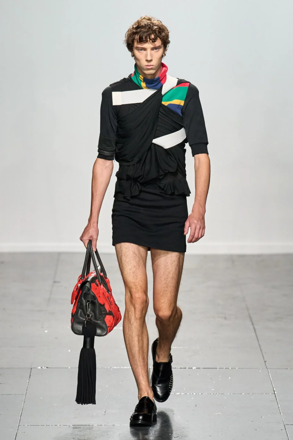 00023-stefan-cook-spring-2024-RTW-credit-gorunway