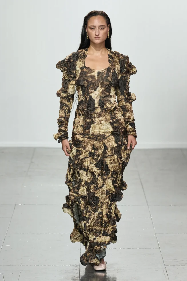 00024-feben-spring-2024-ready-to-wear-credit-gorunway