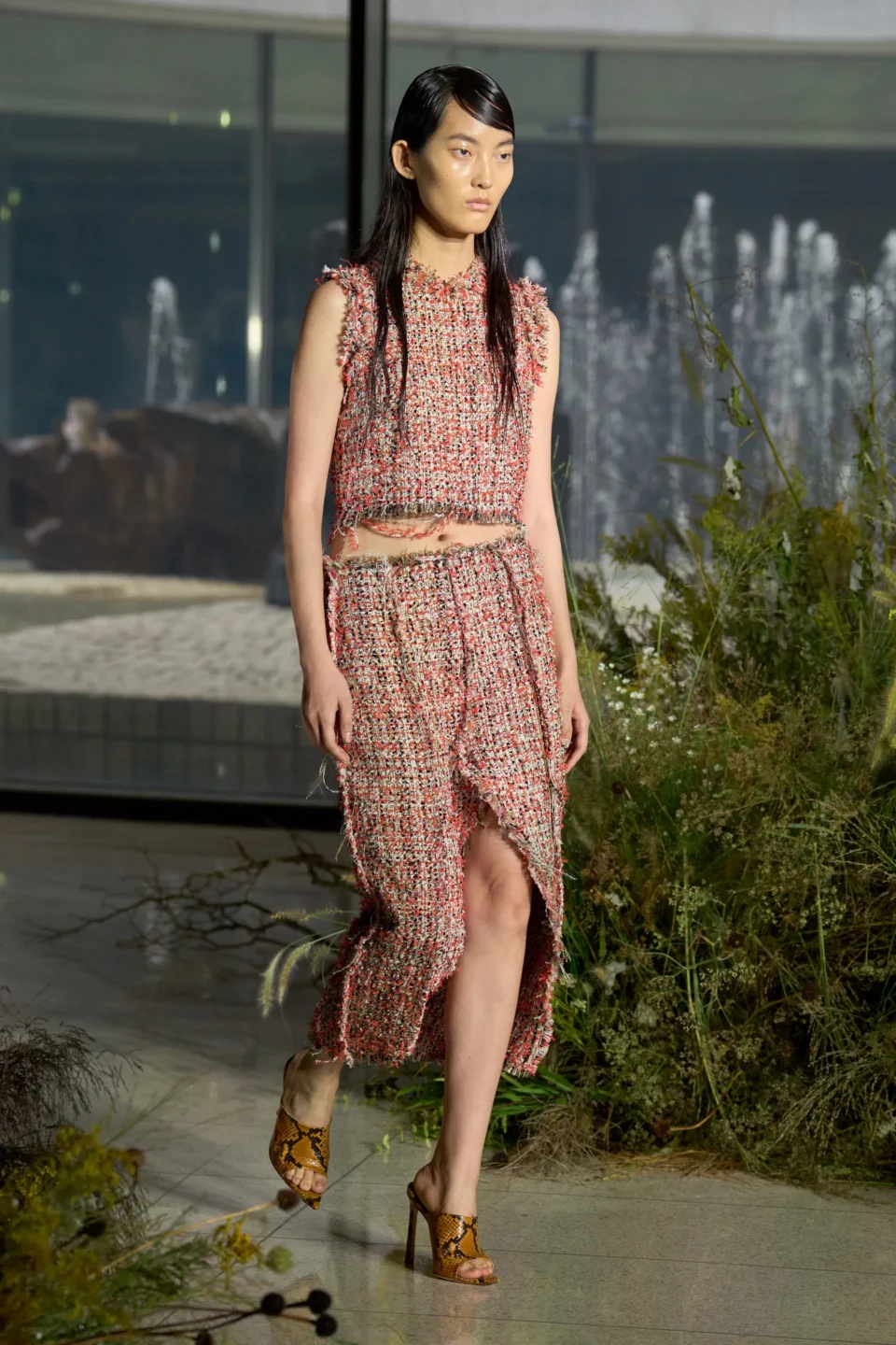 00024-jason-wu-collection-spring-2024-ready-to-wear-credit-gorunway