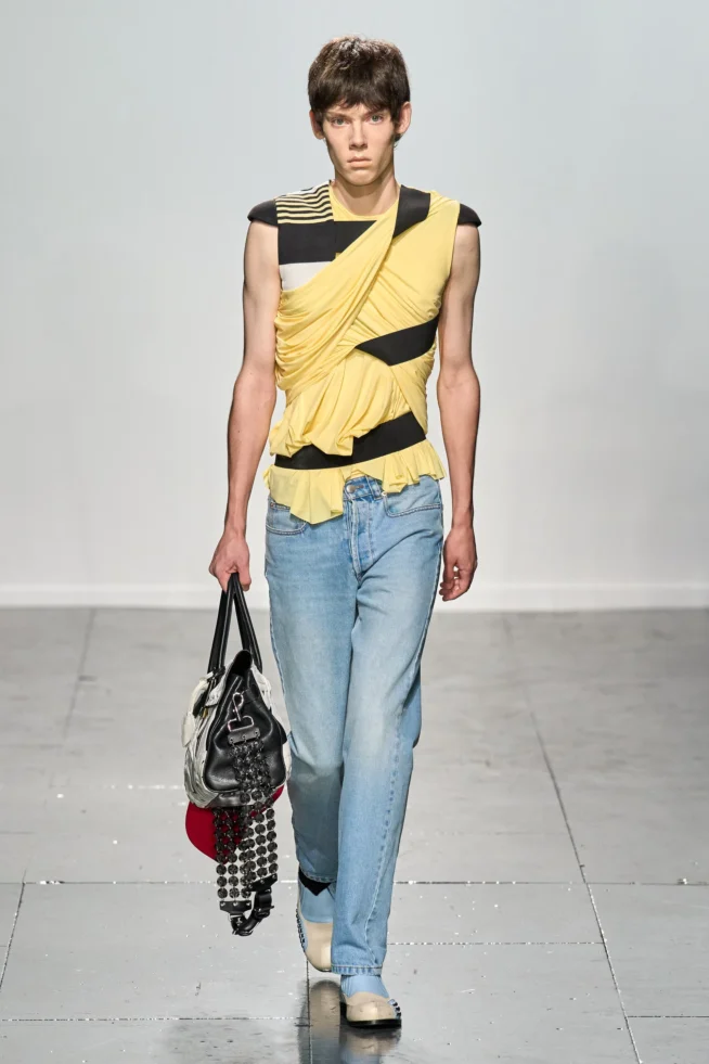 00024-stefan-cook-spring-2024-RTW-credit-gorunway