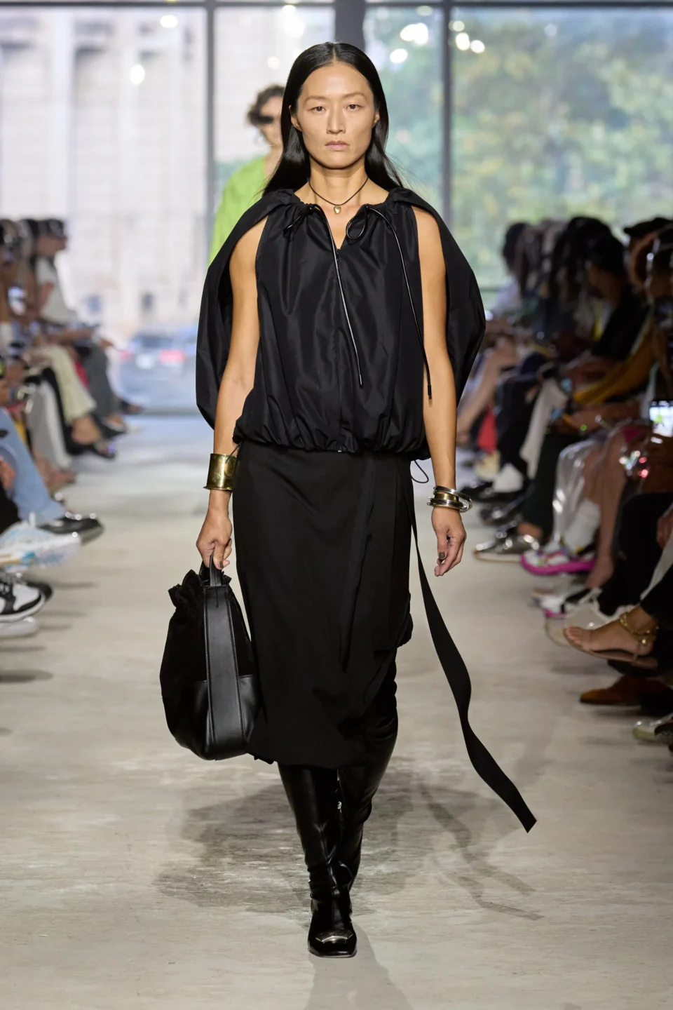 00025-3-1-phillip-lim-spring-2024-ready-to-wear-credit-gorunway