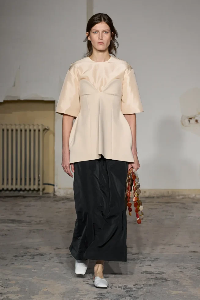 00025-carven-spring-2024-ready-to-wear-credit-gorunway