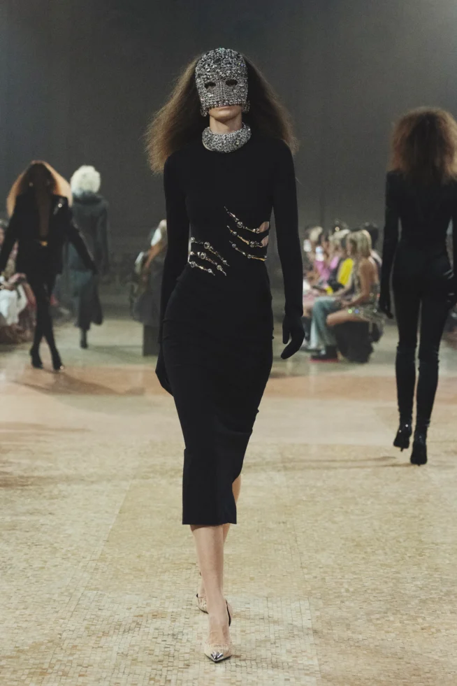 00027-area-fall-2023-ready-to-wear-and-couture-Credit-brand