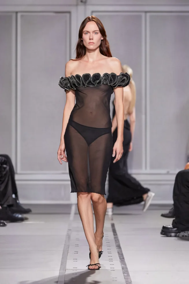 00027-coperni-spring-2024-ready-to-wear-credit-brand