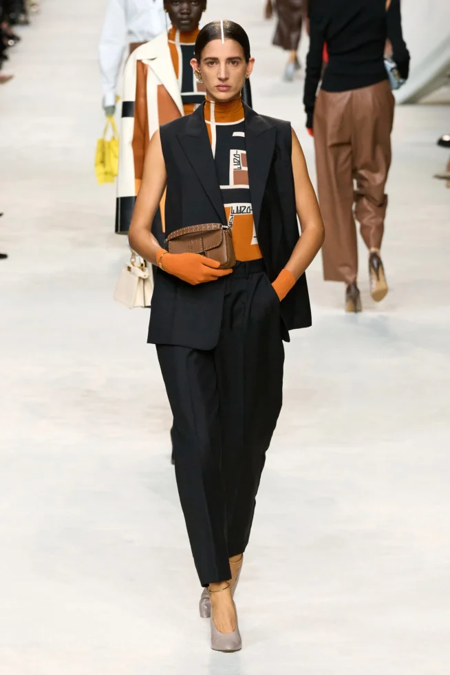 00027-fendi-spring-2024-ready-to-wear-credit-gorunway