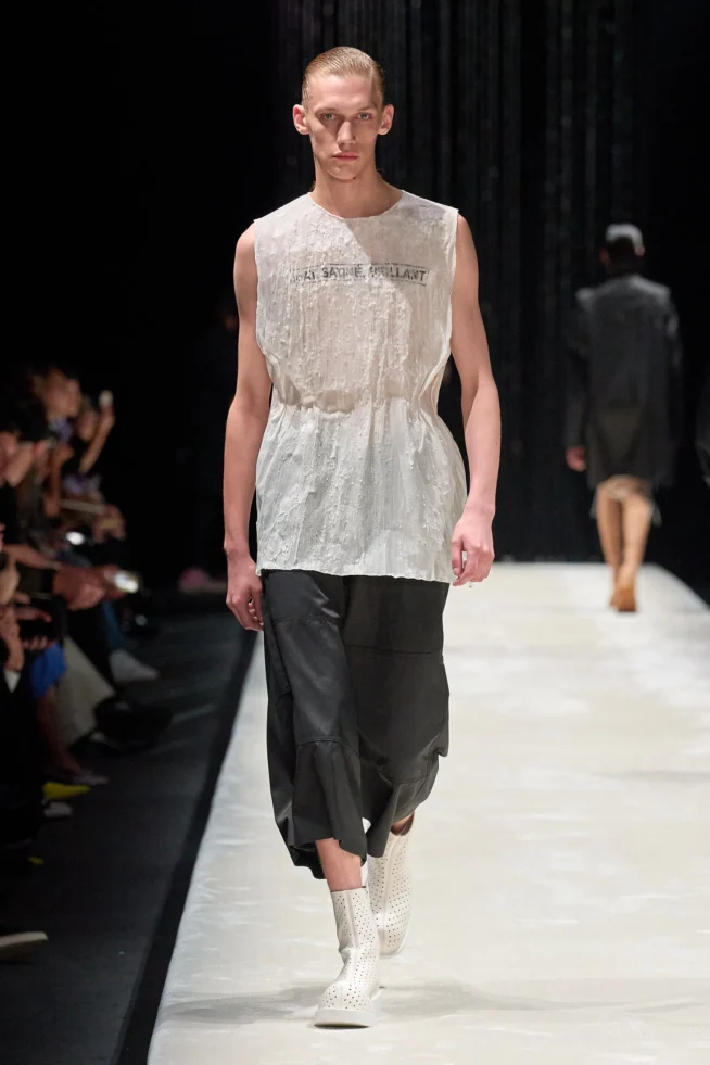 00027-mm6-maison-margiela-spring-2024-ready-to-wear-credit-gorunway