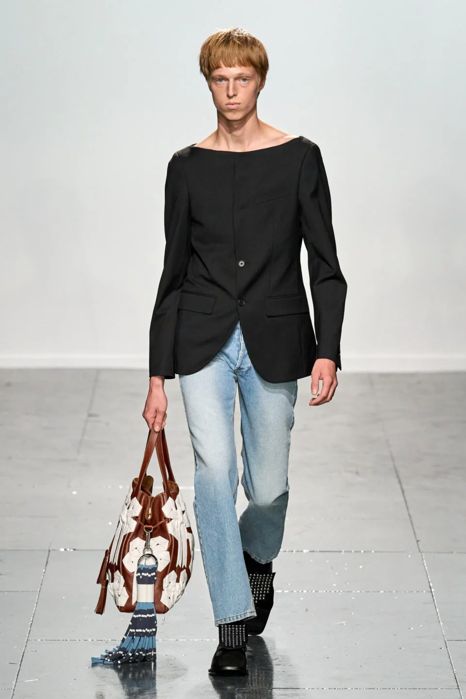 00027-stefan-cook-spring-2024-RTW-credit-gorunway