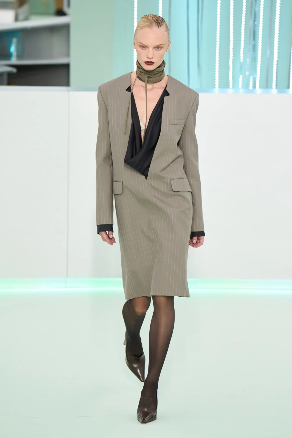 00028-boss-fall-2023-ready-to-wear-credit-gorunway
