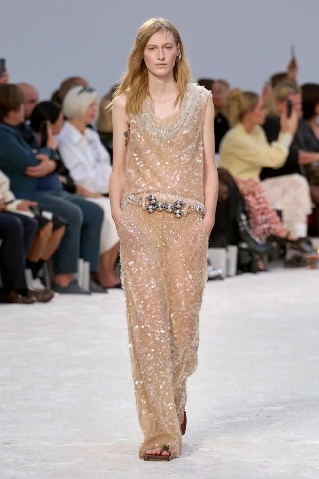 00028-rabanne-spring-2024-ready-to-wear-credit-gorunway