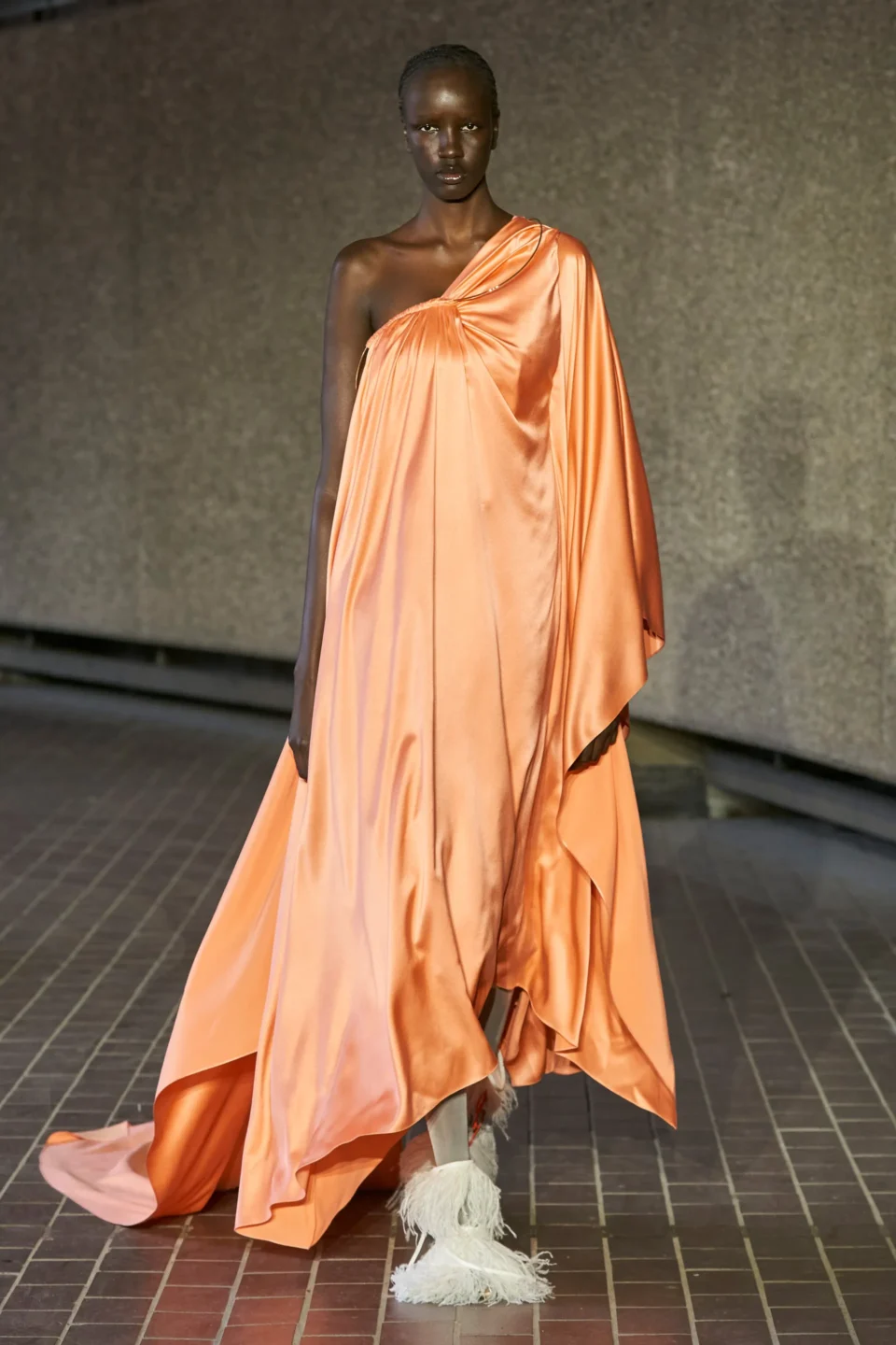 00028-roksanda-spring-2024-ready-to-wear-credit-gorunway