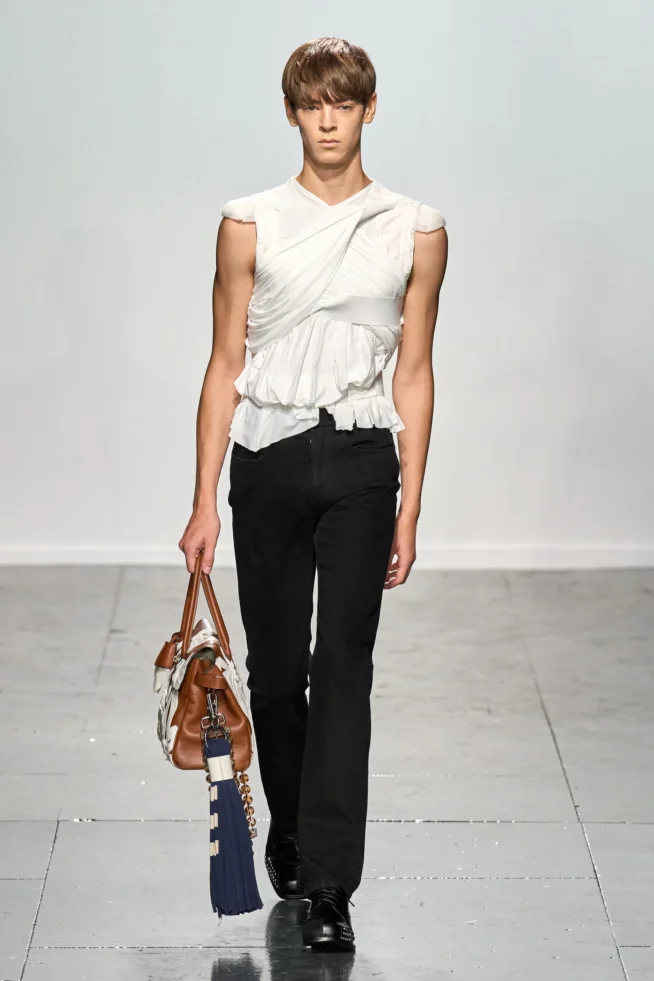 00028-stefan-cook-spring-2024-RTW-credit-gorunway