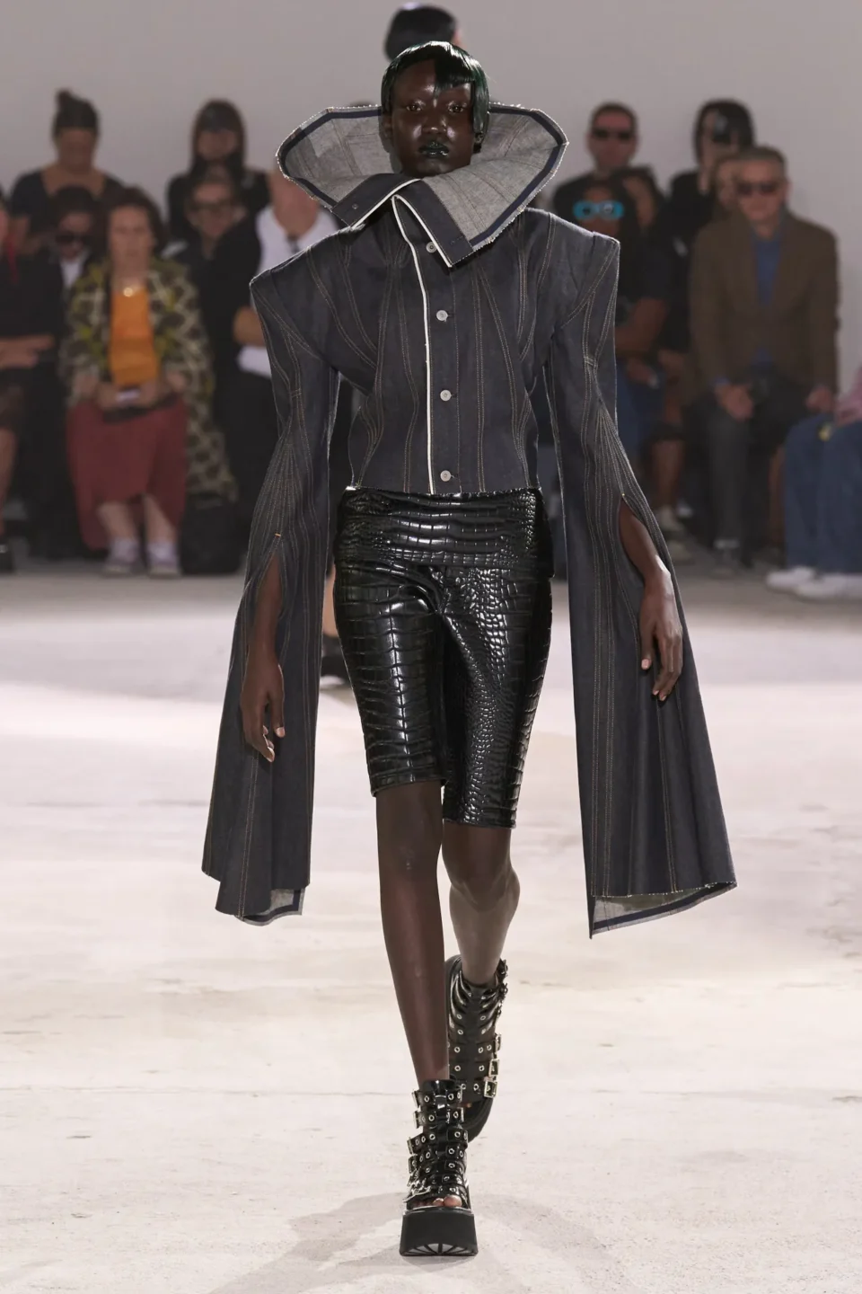 00029-junya-watanabe-spring-2024-ready-to-wear-credit-gorunway
