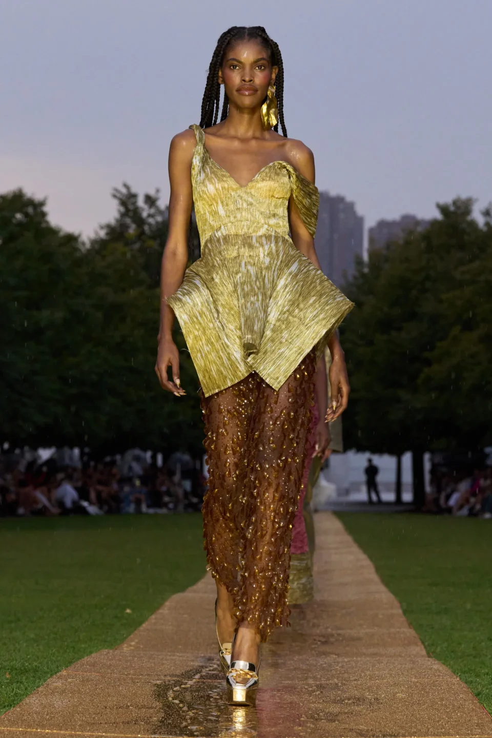 00030-prabal-gurung-spring-2024-ready-to-wear-credit-gorunway