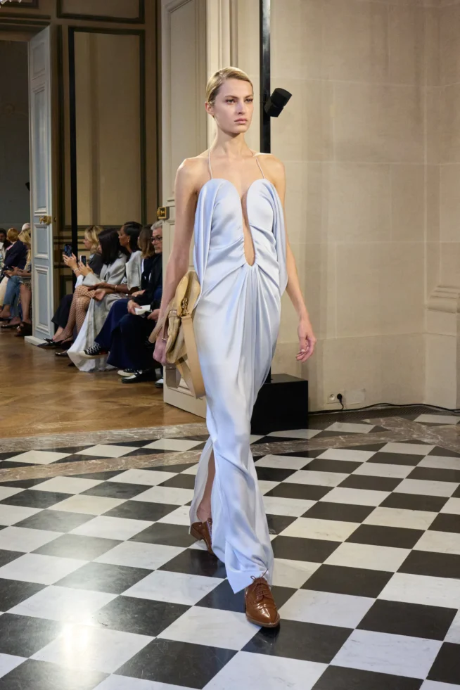 00030-victoria-beckham-spring-2024-ready-to-wear-credit-gorunway