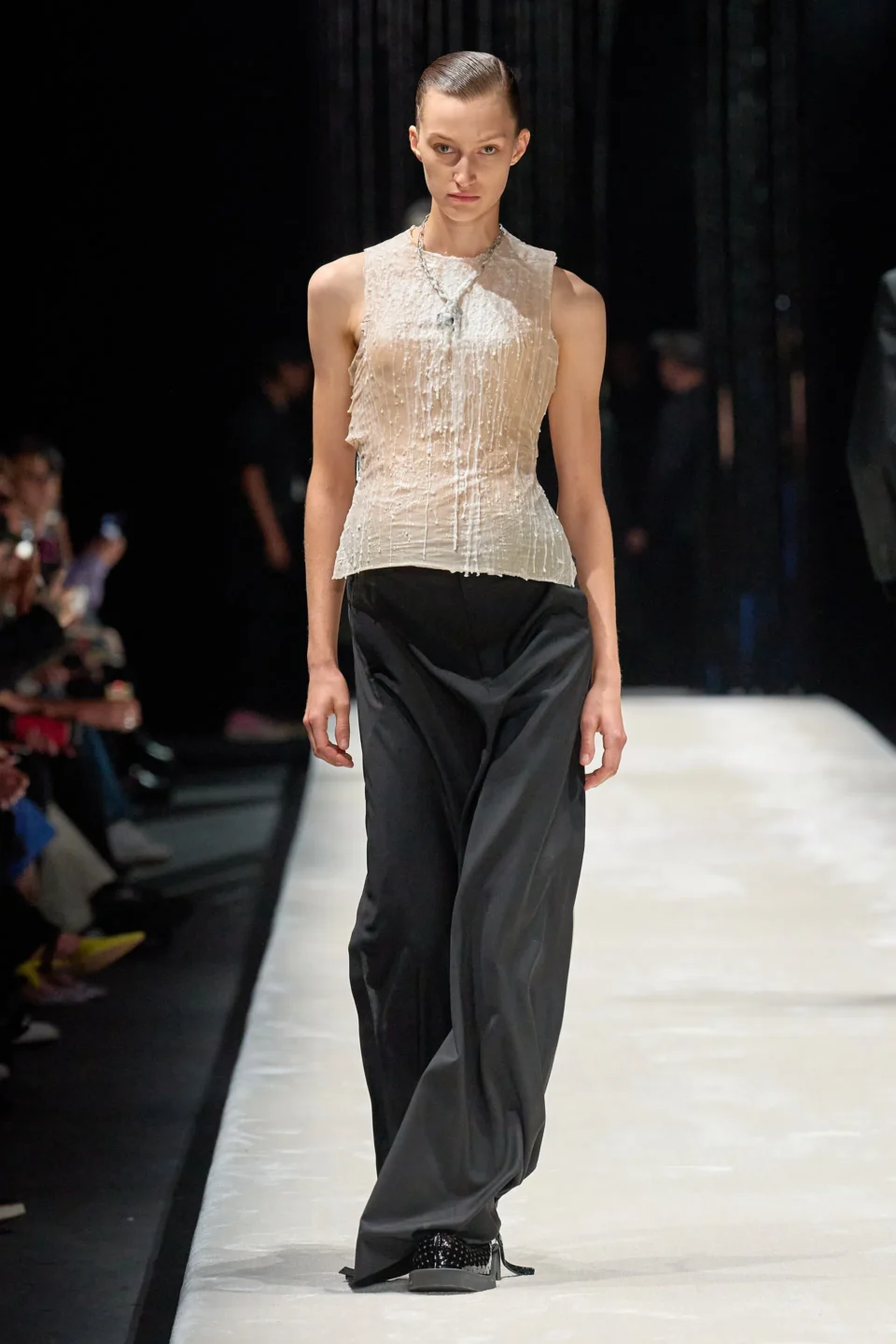 00031-mm6-maison-margiela-spring-2024-ready-to-wear-credit-gorunway