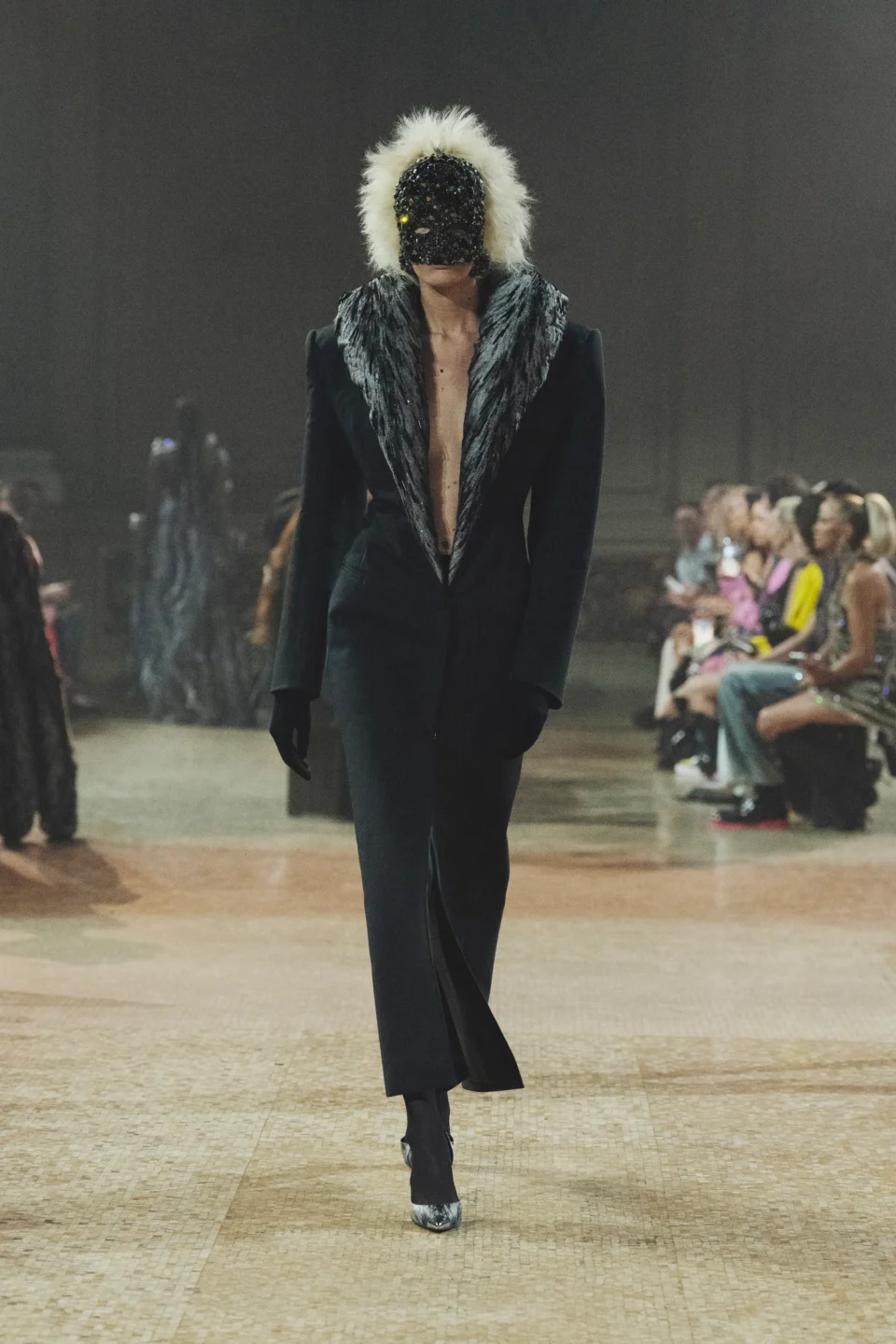 00032-area-fall-2023-ready-to-wear-and-couture-Credit-brand