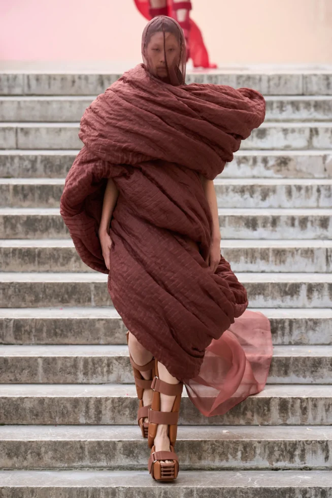 00032-rick-owens-spring-2024-ready-to-wear-credit-gorunway