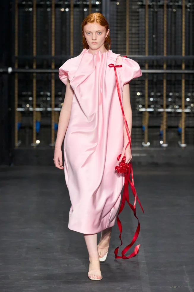 00032-simone-rocha-spring-2024-ready-to-wear-credit-gorunway
