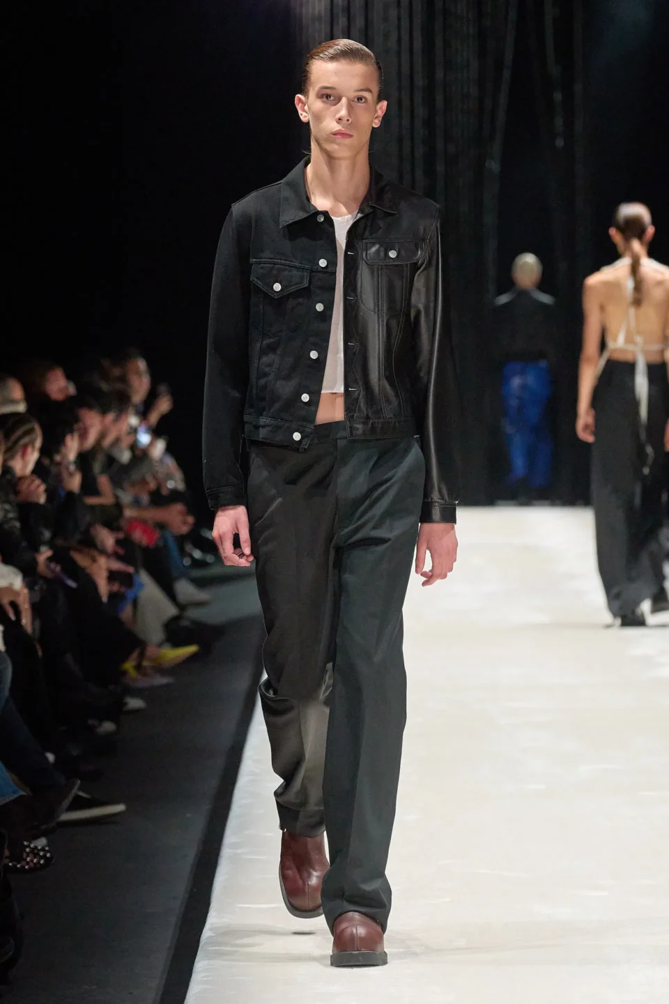 00033-mm6-maison-margiela-spring-2024-ready-to-wear-credit-gorunway