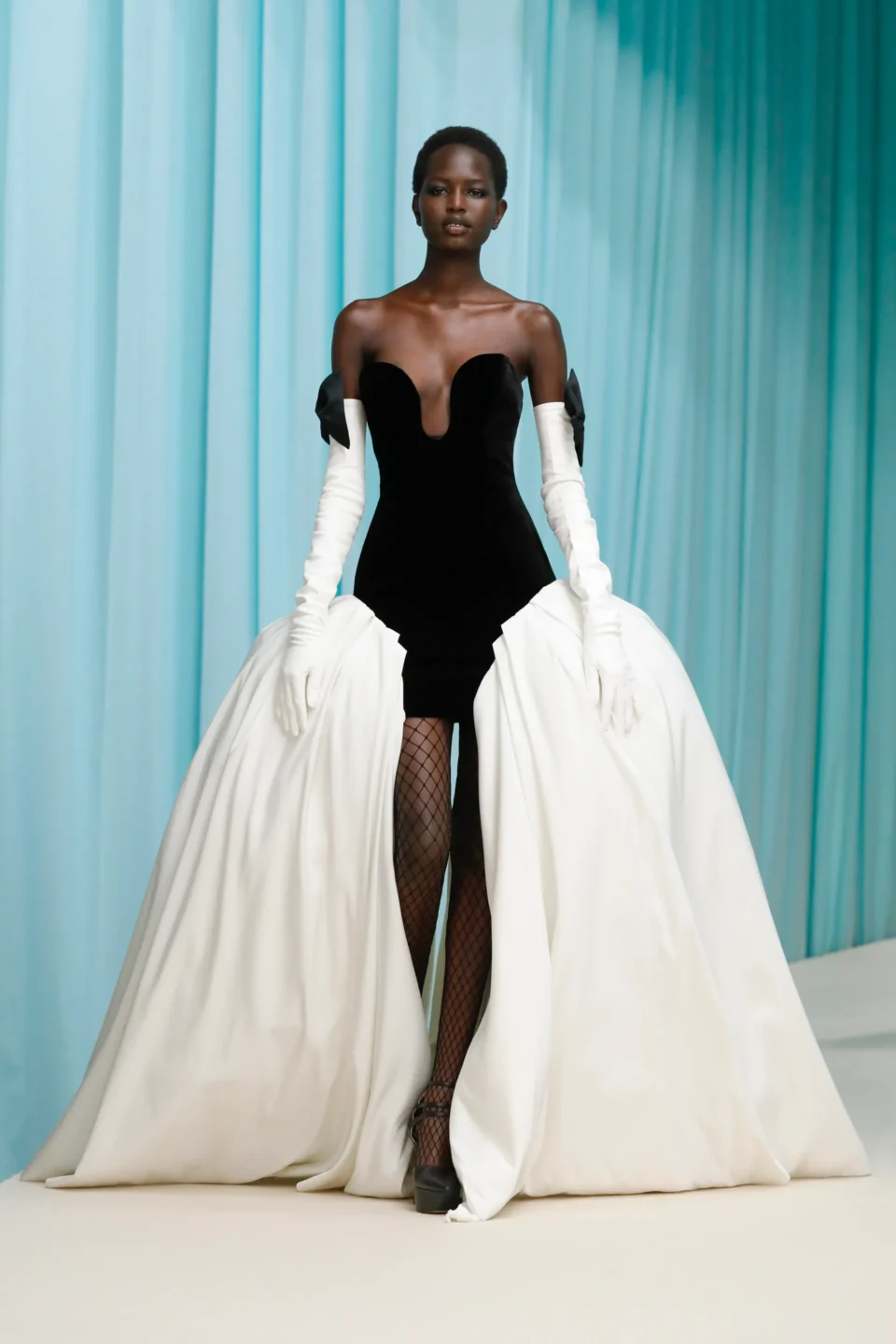 00034-nina-ricci-spring-2024-ready-to-wear-credit-brand